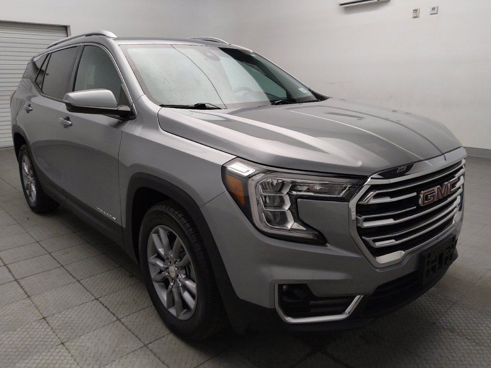 Used 2024 GMC Terrain SLT AWD/4WD image 13