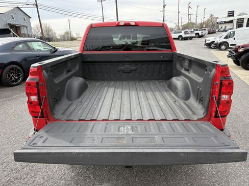 Used 2018 Chevrolet Silverado 1500 LT w/ All Star Edition image 7