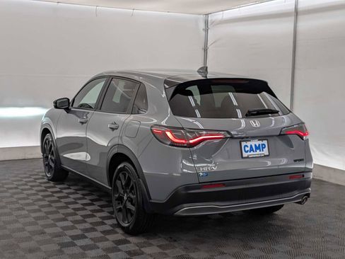 Used 2025 Honda HR-V Sport image 4