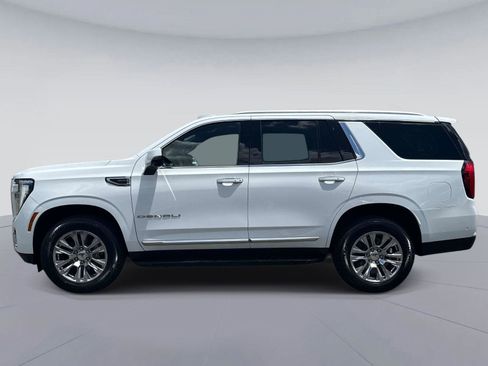 Used 2025 GMC Yukon Denali RWD image 7
