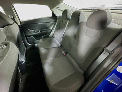 Certified 2023 Hyundai Elantra SE image 22