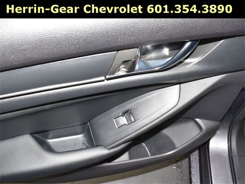 Used 2018 Honda Accord Sport image 8