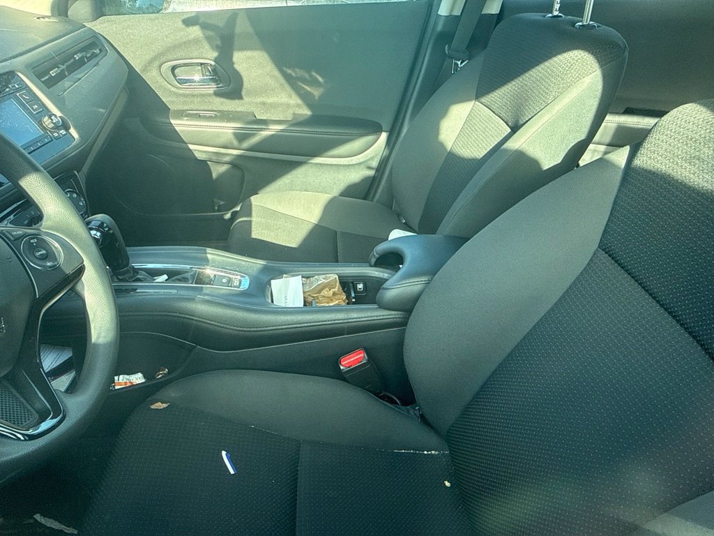 Used 2022 Honda HR-V LX image 27