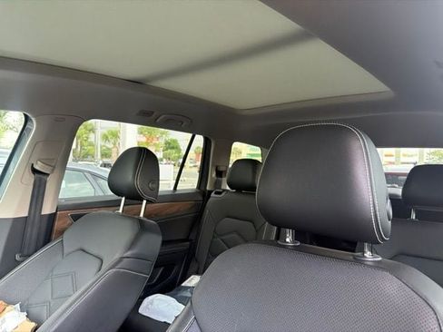 Used 2024 Volkswagen Atlas SE FWD image 21
