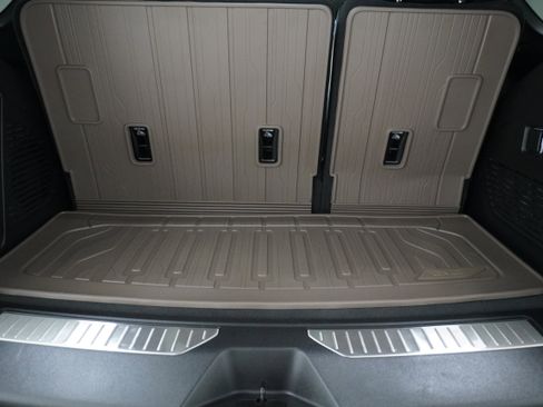 Used 2025 GMC Yukon Denali Ultimate image 38