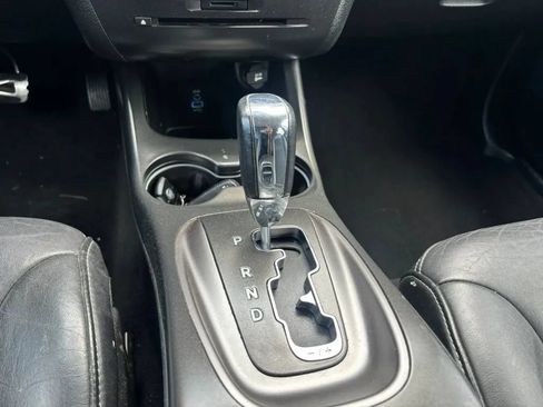 Used 2019 Dodge Journey Crossroad FWD image 22
