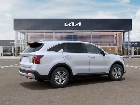 New 2026 Kia Sorento LX FWD image 6
