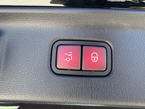 New 2026 Mercedes-Benz S 580e 4MATIC Sedan image 14