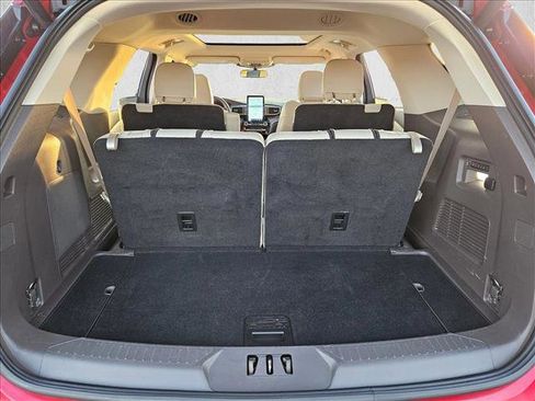 Used 2021 Ford Explorer Platinum w/ Equipment Group 601A image 6