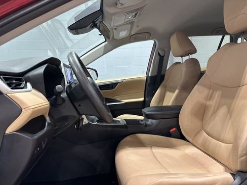 Certified 2023 Toyota RAV4 LE image 12