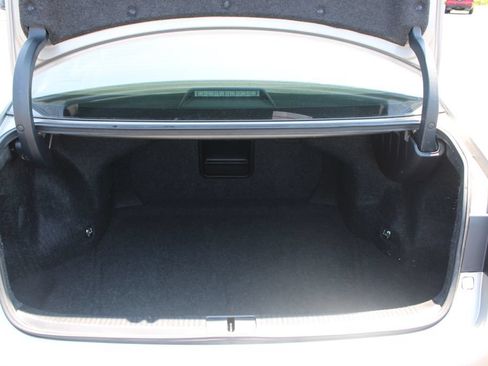 Used 2018 Lexus ES 350 w/ Luxury Package w/Wood Trim FWD image 17