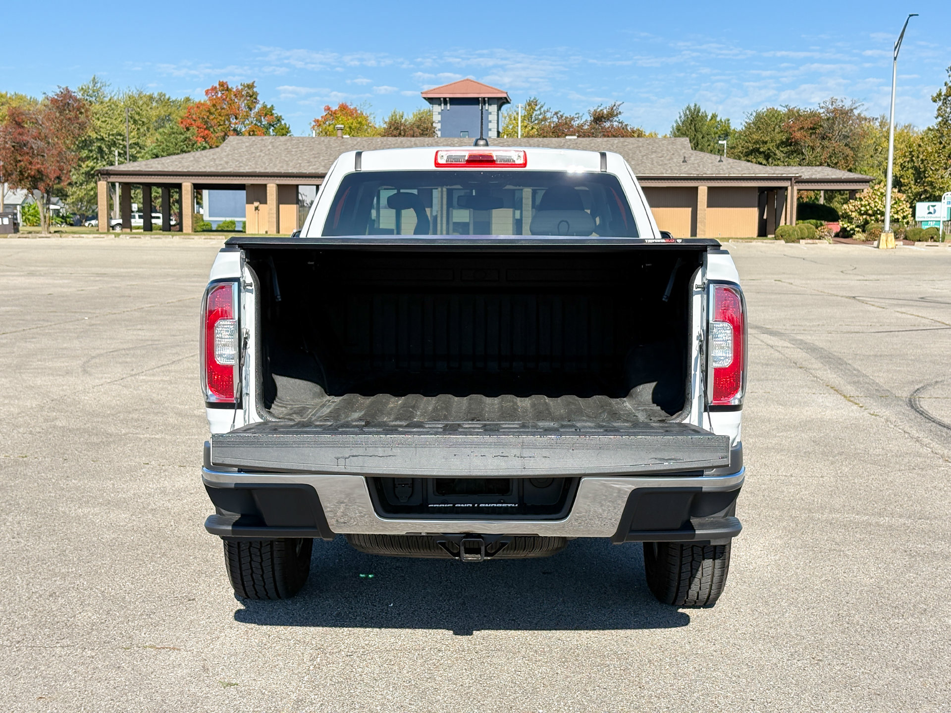Used 2017 GMC Canyon 4x4 Extended Cab image 25