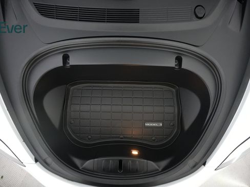 Used 2020 Tesla Model 3 Standard Range RWD image 25