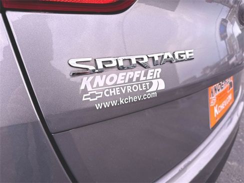 Used 2018 Kia Sportage EX image 29