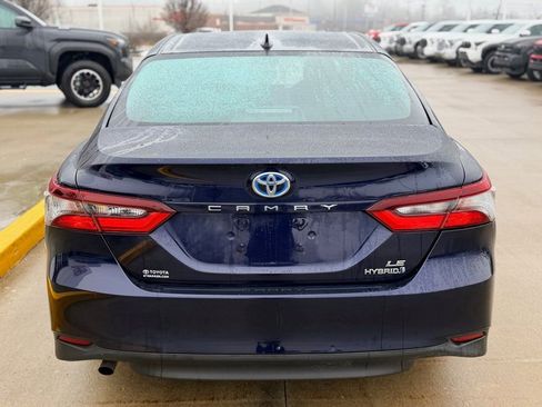 Used 2022 Toyota Camry LE image 4