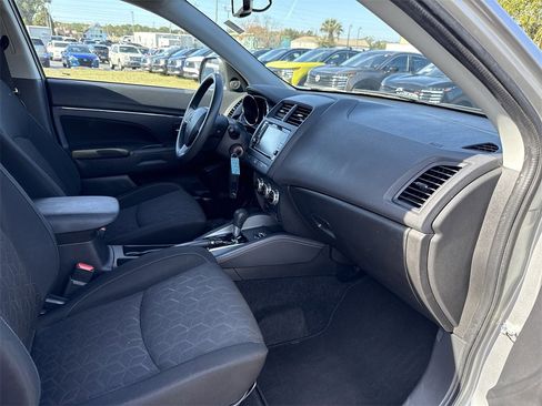 Used 2023 Mitsubishi Outlander Sport ES image 23