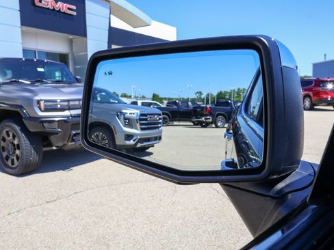 Used 2021 GMC Sierra 1500 SLT w/ SLT Premium Plus Package AWD/4WD image 25