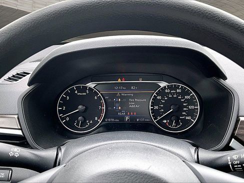 Used 2023 Nissan Altima 2.5 SV FWD image 18