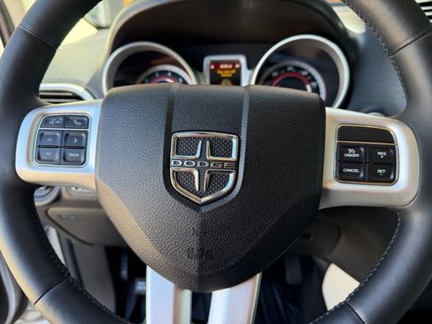 Used 2014 Dodge Journey Limited w/ Flexible Seating Group FWD image 33