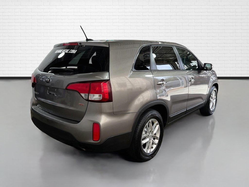 Used 2015 Kia Sorento LX FWD image 9