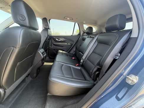 Used 2024 GMC Terrain SLT AWD/4WD image 22