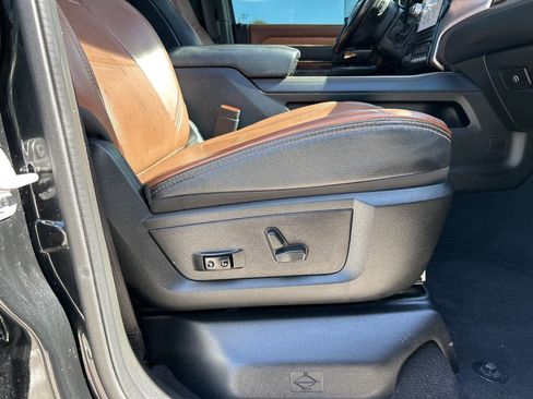 Used 2022 RAM 3500 Limited image 37