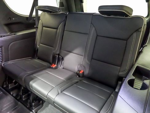 New 2026 Chevrolet Suburban Premier image 13