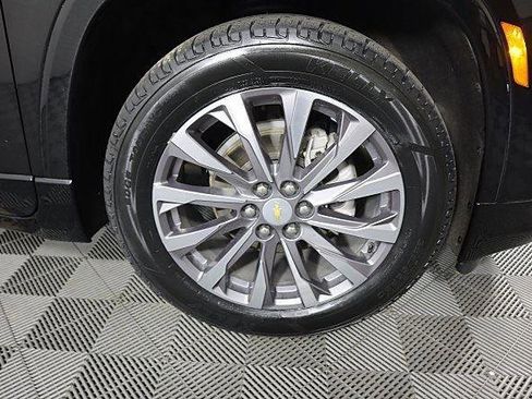 Used 2022 Chevrolet Traverse Premier image 13
