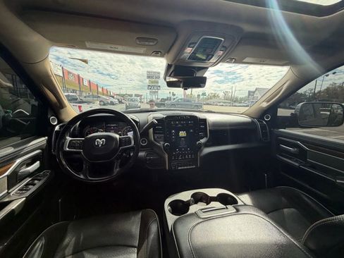 Used 2022 RAM 2500 Laramie AWD/4WD image 17