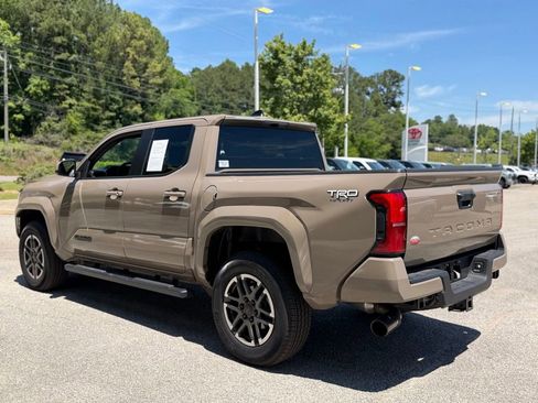 Used 2026 Toyota Tacoma TRD Sport RWD image 2