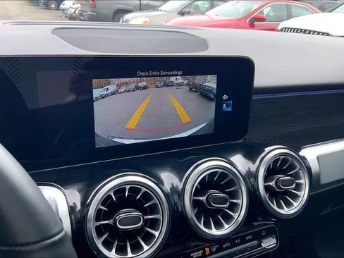 Certified 2023 Mercedes-Benz GLB 250 4MATIC image 23