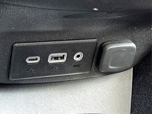 Used 2024 Chevrolet Malibu LT FWD image 19