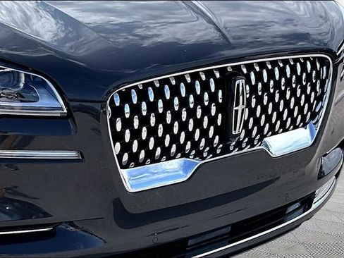 Used 2022 Lincoln Aviator Black Label w/ Dynamic Handling Package AWD/4WD image 30