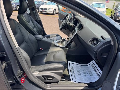 Used 2013 Volvo S60 T5 AWD/4WD image 26