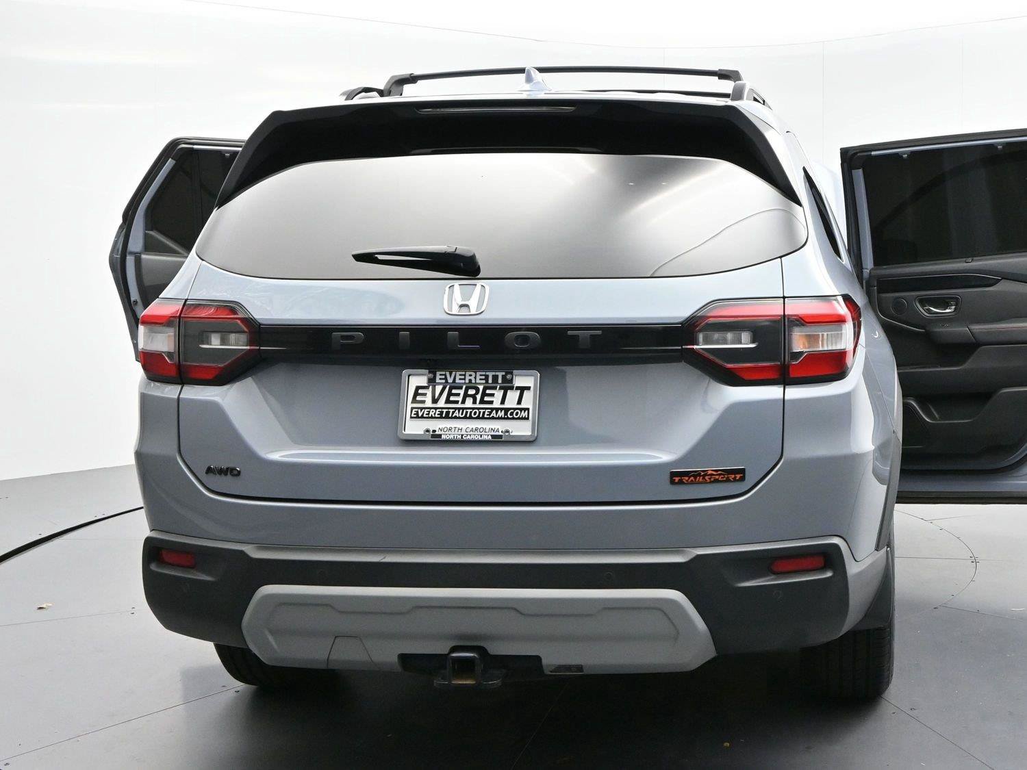 Used 2023 Honda Pilot TrailSport image 44