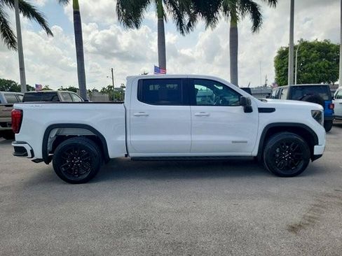 Used 2024 GMC Sierra 1500 Elevation AWD/4WD image 4
