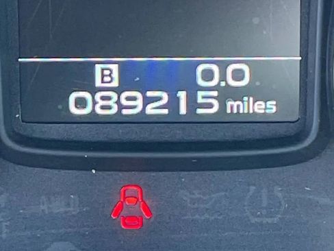 Used 2013 Subaru Outback 2.5i Limited image 21