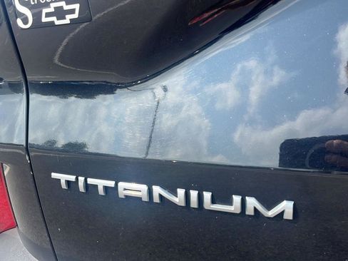 Used 2022 Ford Escape Titanium image 24