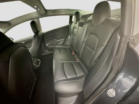 Used 2022 Tesla Model 3 Performance AWD/4WD image 30