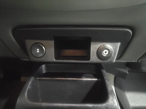 Used 2011 Ford Ranger XLT image 24