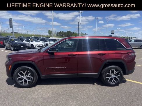 Used 2024 Jeep Grand Cherokee Limited AWD/4WD image 6