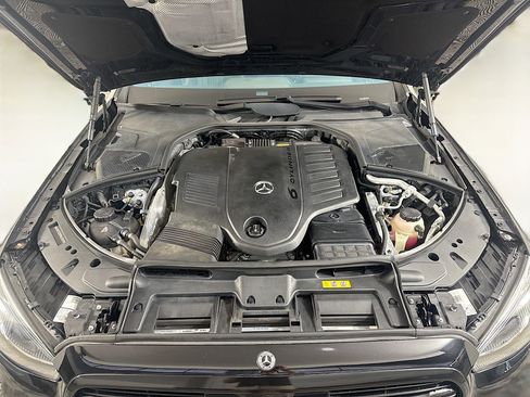 Used 2022 Mercedes-Benz S 500 4MATIC w/ AMG Line Package image 39