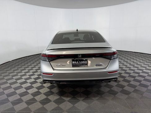Used 2024 Honda Accord Sport image 7