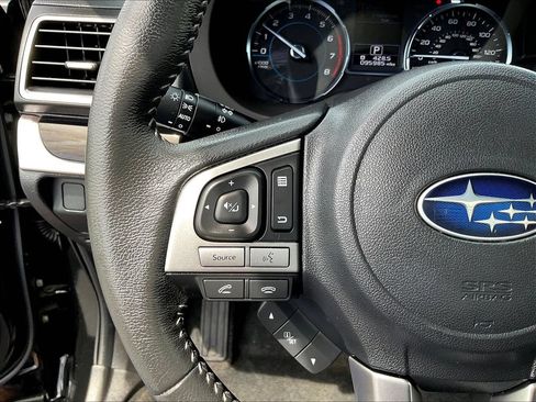 Used 2018 Subaru Forester 2.5i Limited AWD/4WD image 10