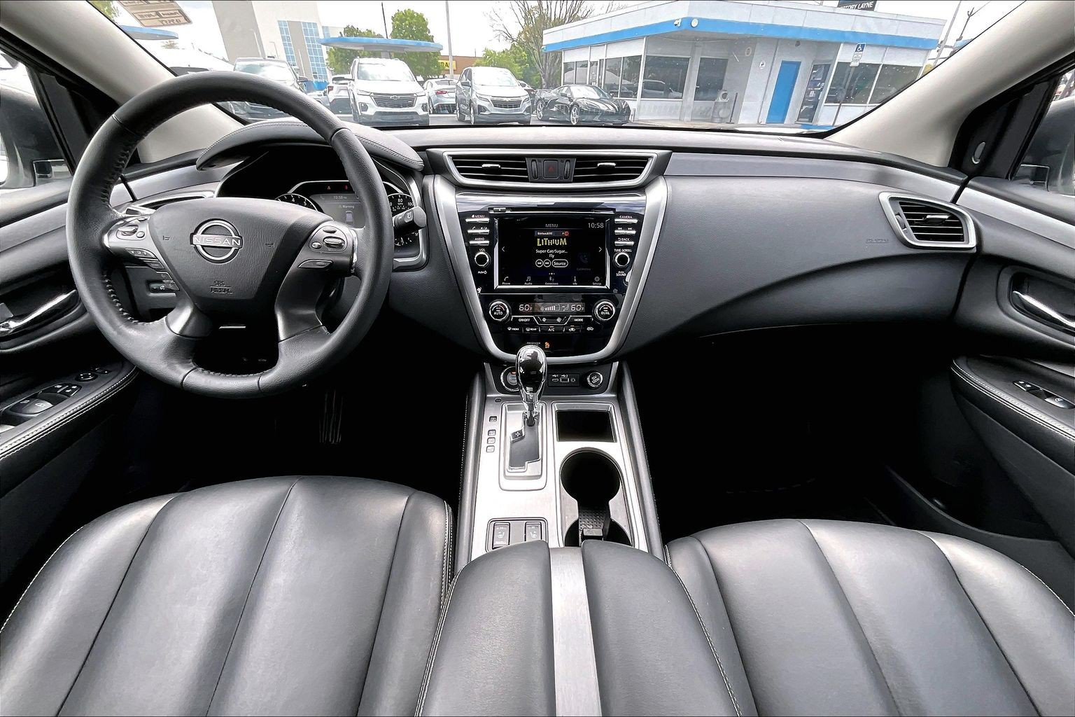 Used 2023 Nissan Murano SV w/ SV Midnight Edition Package FWD image 13