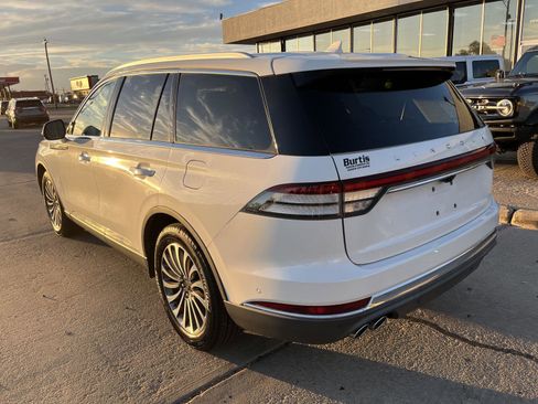 Used 2020 Lincoln Aviator Reserve w/ Equipment Group 201A image 8
