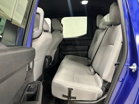 Certified 2025 Toyota Tacoma SR5 AWD/4WD image 19