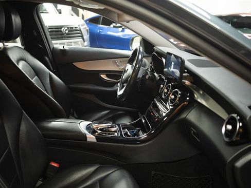 Used 2015 Mercedes-Benz C 300 4MATIC Sedan image 12