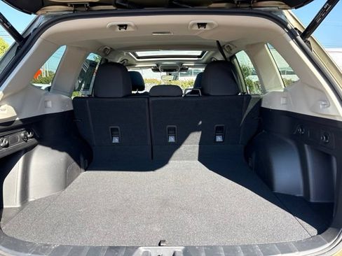 Used 2023 Subaru Forester Premium AWD/4WD image 11