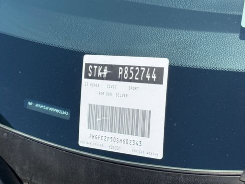 Used 2025 Honda Civic Sport image 32